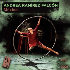 Andrea Ramírez Falcón en la rueda Cyr