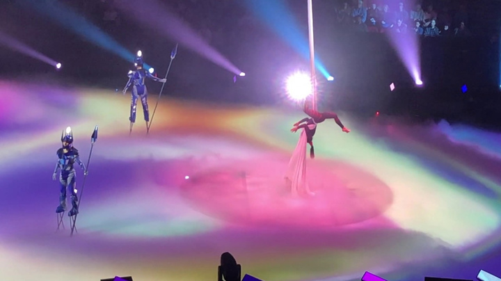 Top of the world, SILKS act by Axel Cirque du Soleil