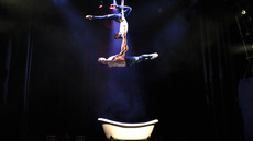 Bath Tub Straps Duo - Circus Acts - CircusTalk