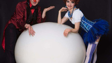 Red & Blue show - Circus Shows - CircusTalk